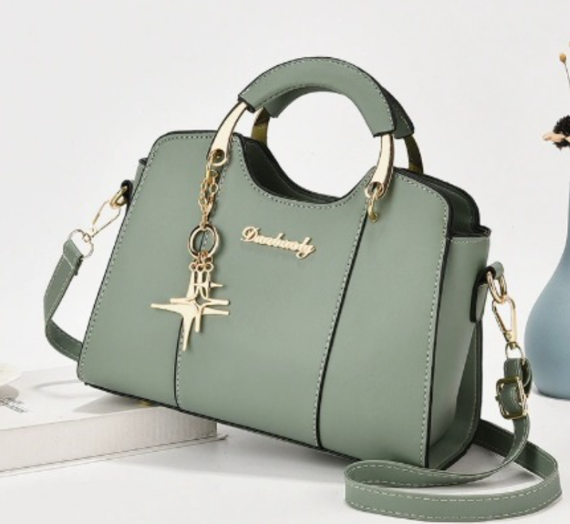 Kasha - Luxurious Women's Leather Crossbody Bag