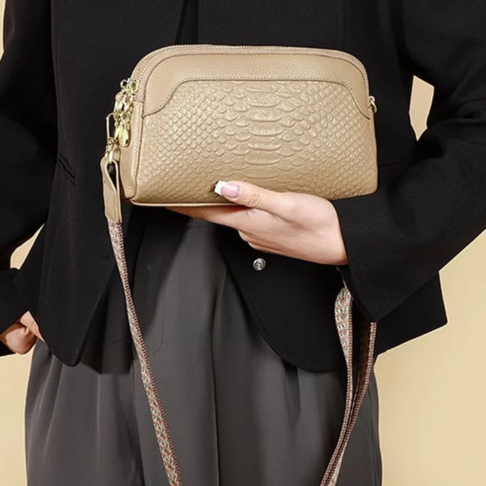 Clara - Prime Elegance Leather Crossbody Bag