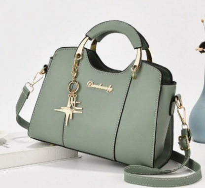 Kasha - Luxurious Women's Leather Crossbody Bag