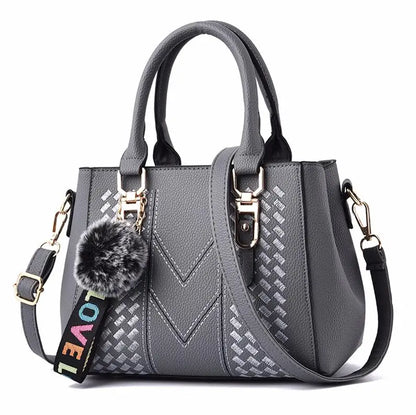 Amelia - Luxurious Leather Handbag