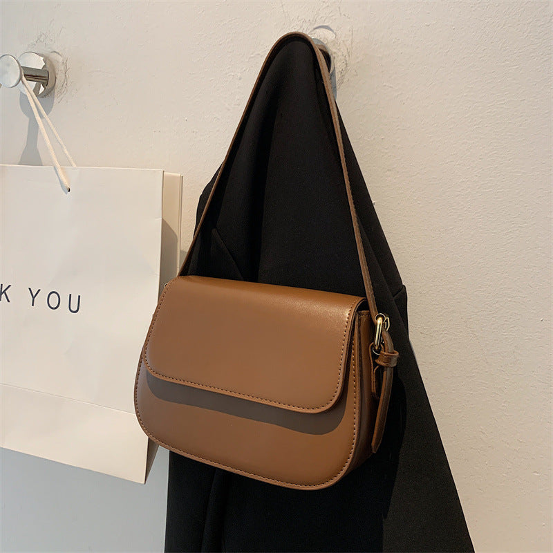 Ada - Classic Vintage Leather Crossbody Bag