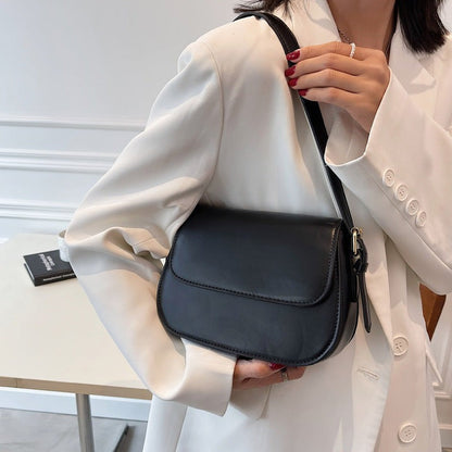 Ada - Classic Vintage Leather Crossbody Bag