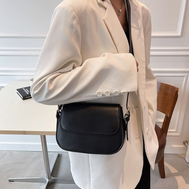 Ada - Classic Vintage Leather Crossbody Bag