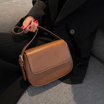 Ada - Classic Vintage Leather Crossbody Bag