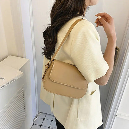 Ada - Classic Vintage Leather Crossbody Bag