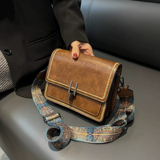 Layla - Elegant Retro Leather Crossbody Bag